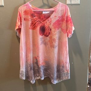 Time and Tru pink floral short sleeve tee with rhinestones size XL